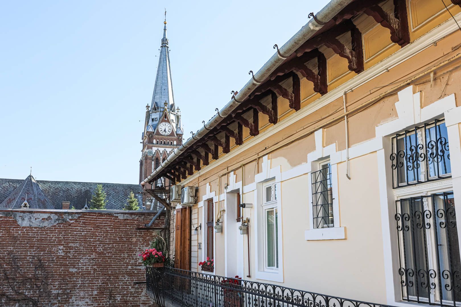 Apartament 2 camere ultracentral, Revoluției, ideal birou - Poză 2