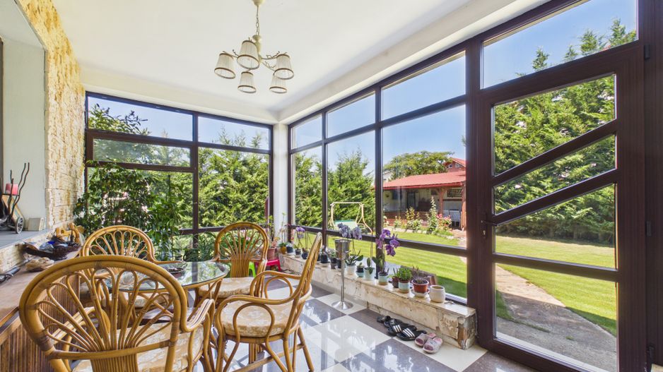 Vilă 10 camere + spațiu comercial | teren 1.300 mp | Otopeni 23 August - Poză 8