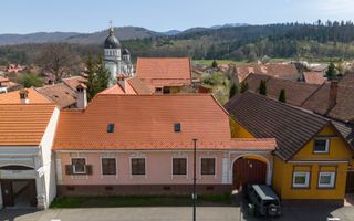 Casă Săsească Autentică cu Șură Impresionantă în Cristian – Teren 2729mp - Poză 4