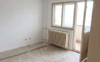 Apartament 4 camere de vânzare - Zona Tineretului - Poză 4