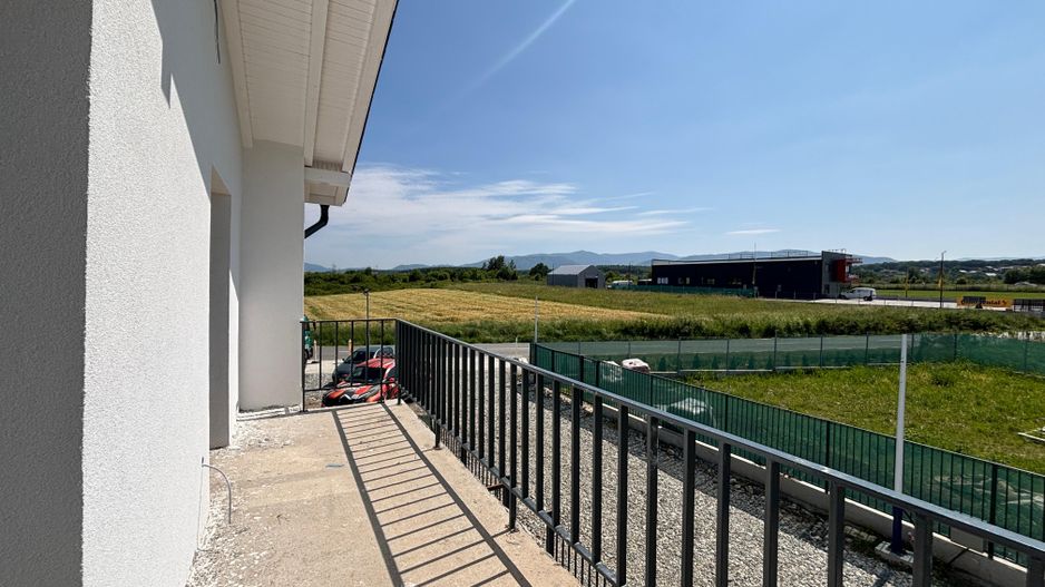 Viața la casă, liniște și munți la orizont – Duplexuri noi în Mohu - Poză 10