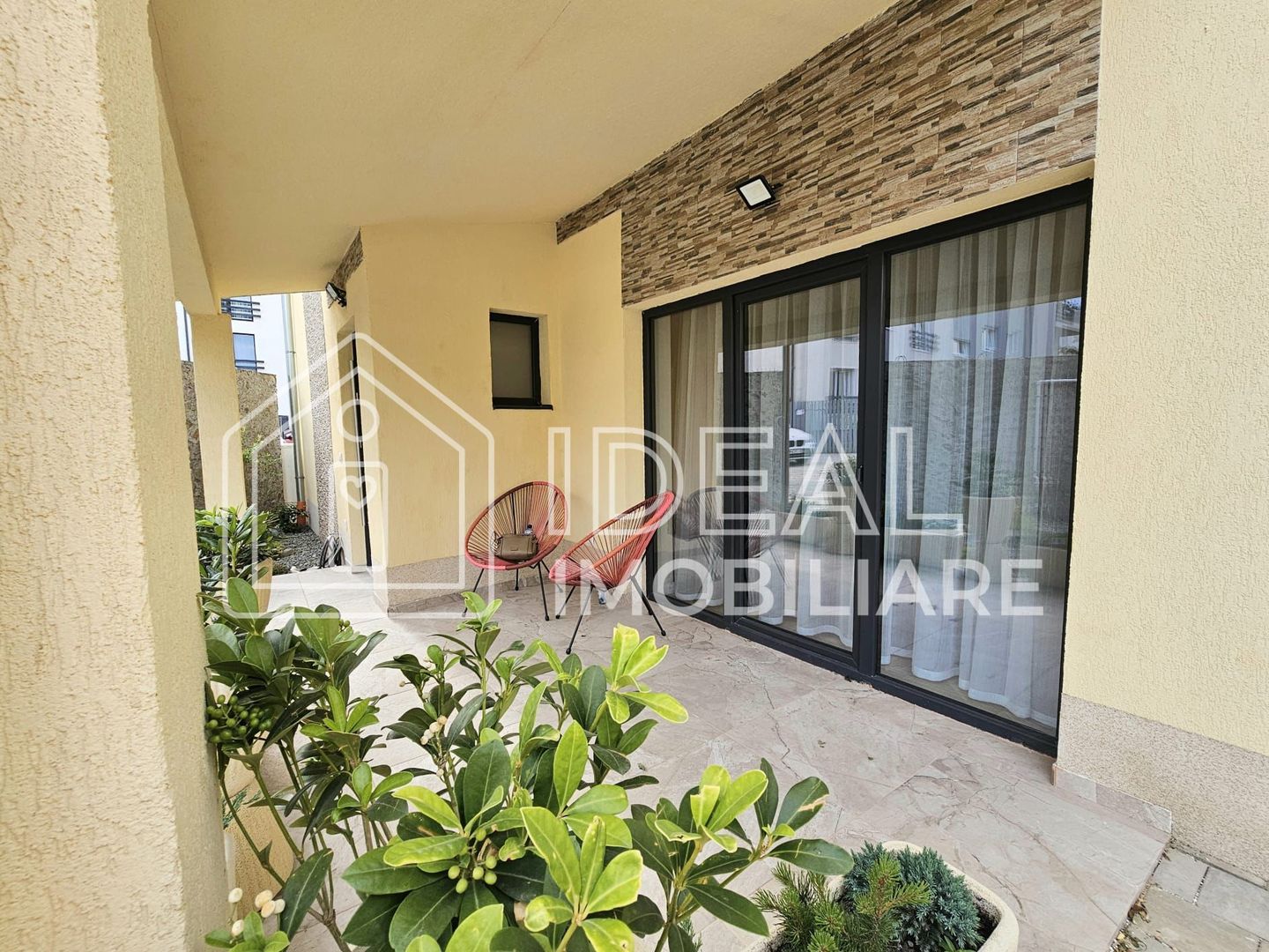 Duplex cu 4 camere, si 250 mp de curte- Prima Inchiriere - Poză 19