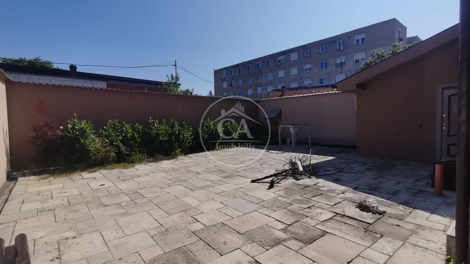 Casa de închiriat cu 7 camere în zona Dimitrie Cantemir, Oradea - Poză 24
