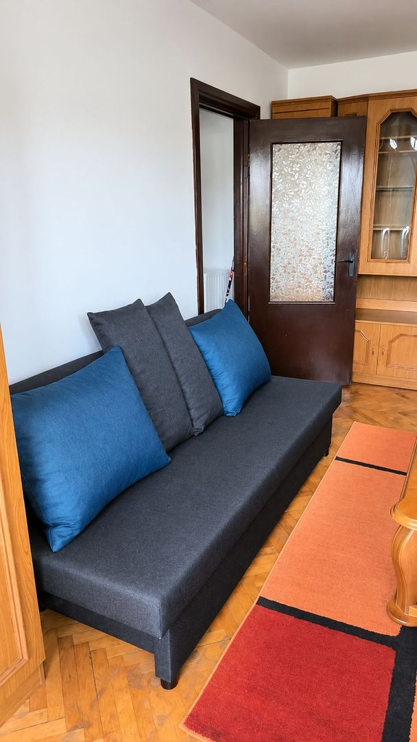 Soarelui | Școala Generală 30 | 2 camere | Balcon închis - Poză 3