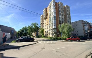 Apartament-Spatiu comercial parter 2 camere -intrare din strada 60mp - Poză 2