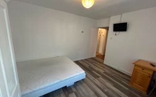 Apartament cu o camera de inchiriat- Str Viitorului- Etaj 1 - Poză 2