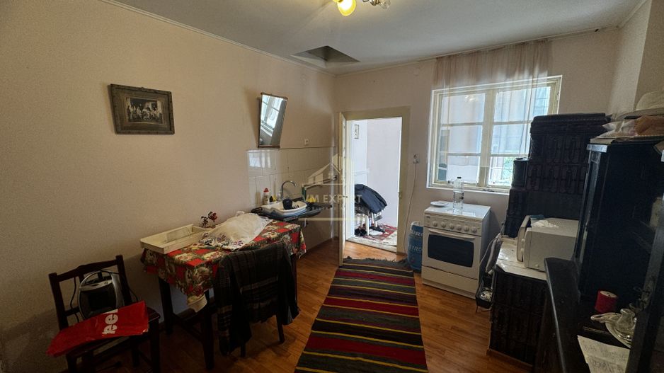 CASA 3 CAMERE, PLUS ANEXE, TEREN 2141 MP, BEREVOIESTI, ARGES - Poză 23