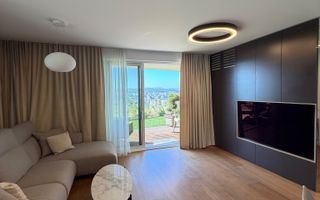 Apartament PREMIUM cu curte, terasă și lift cu acces direct în living - Poză 1