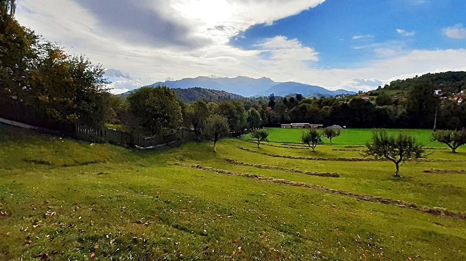 Teren superb de 16240mp, parcelabil, in Bran la intrare in Moeciu de Jos - Poză 4