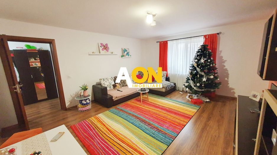 Casa pt 2 familii sau pt. clinica medicala, 8 camere, 486 mp teren - Poză 5