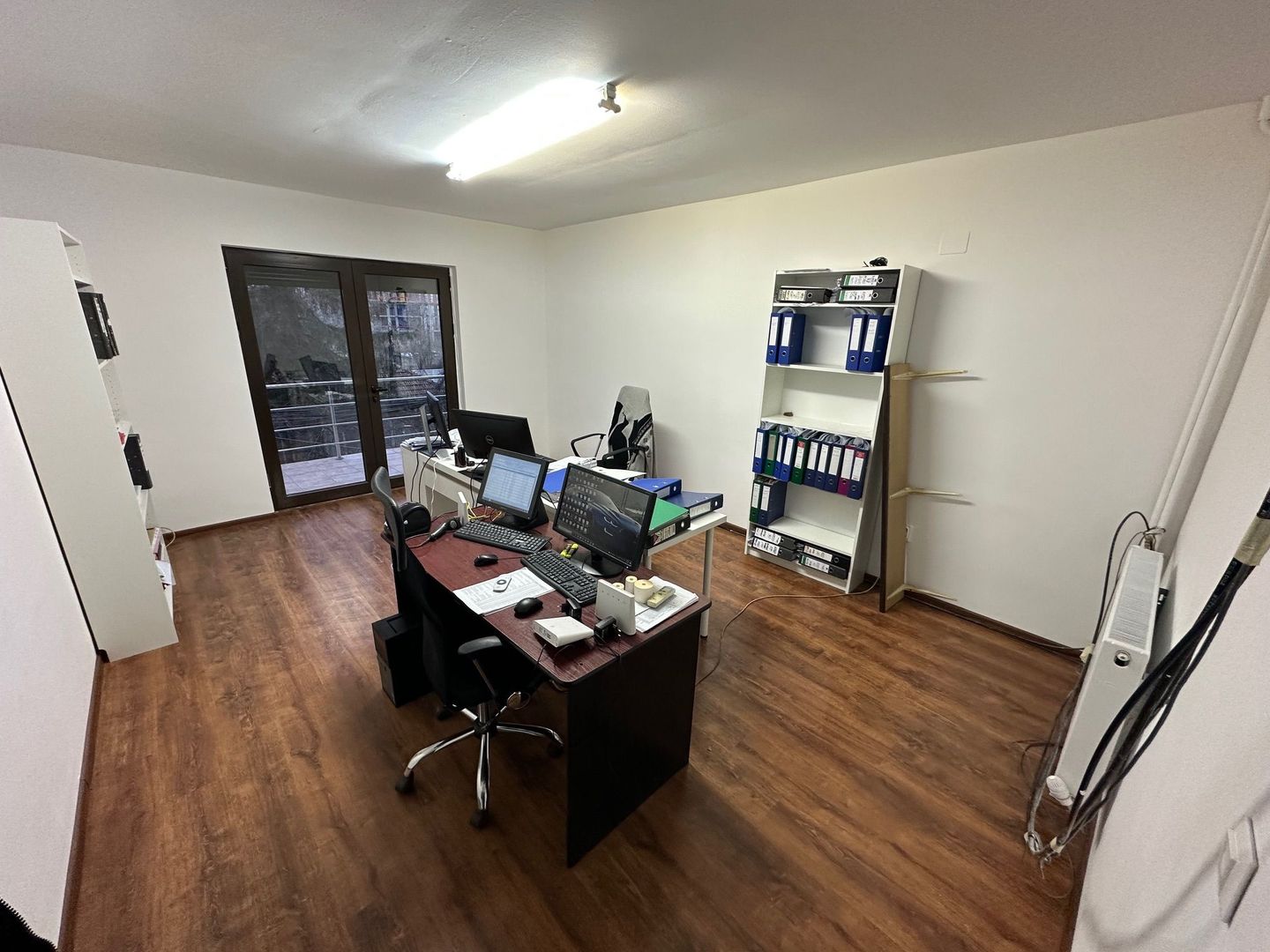 Cladire pretabila spațiu birouri/ clinica - Poză 8