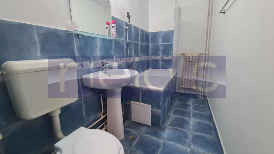 DE INCHIRIAT GARSONIERA SPATIOASA ZONA NERVA TRAIAN - Poză 8