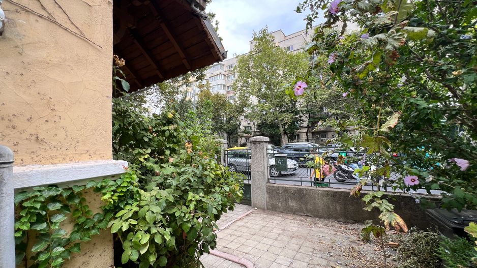 Casă interbelică de închiriat – Str. Barbu Văcărescu nr. 33 - Poză 39