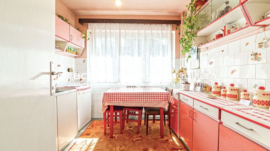 VÂNDUT Apartament Arad, zona ultracentrală, b-dul Revoluției. - Poză 4