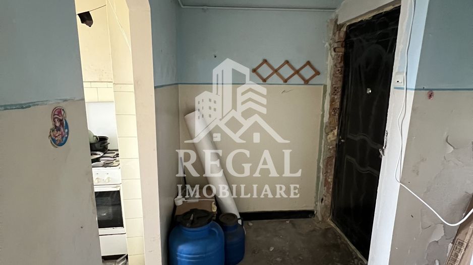 Apartament de vanzare 2 camere, in zona Micro 3 - Poză 3