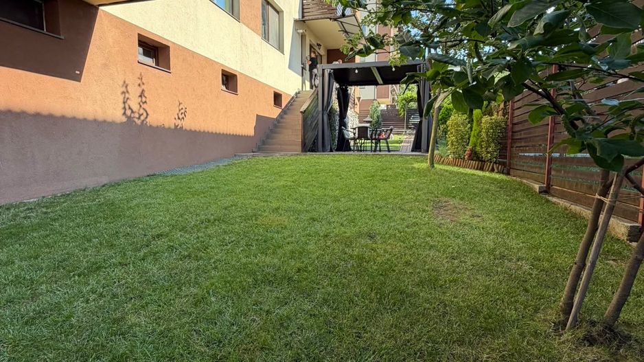 Apartament 3 camere, curte, boxa, parcare, Sub Cetate - Poză 45