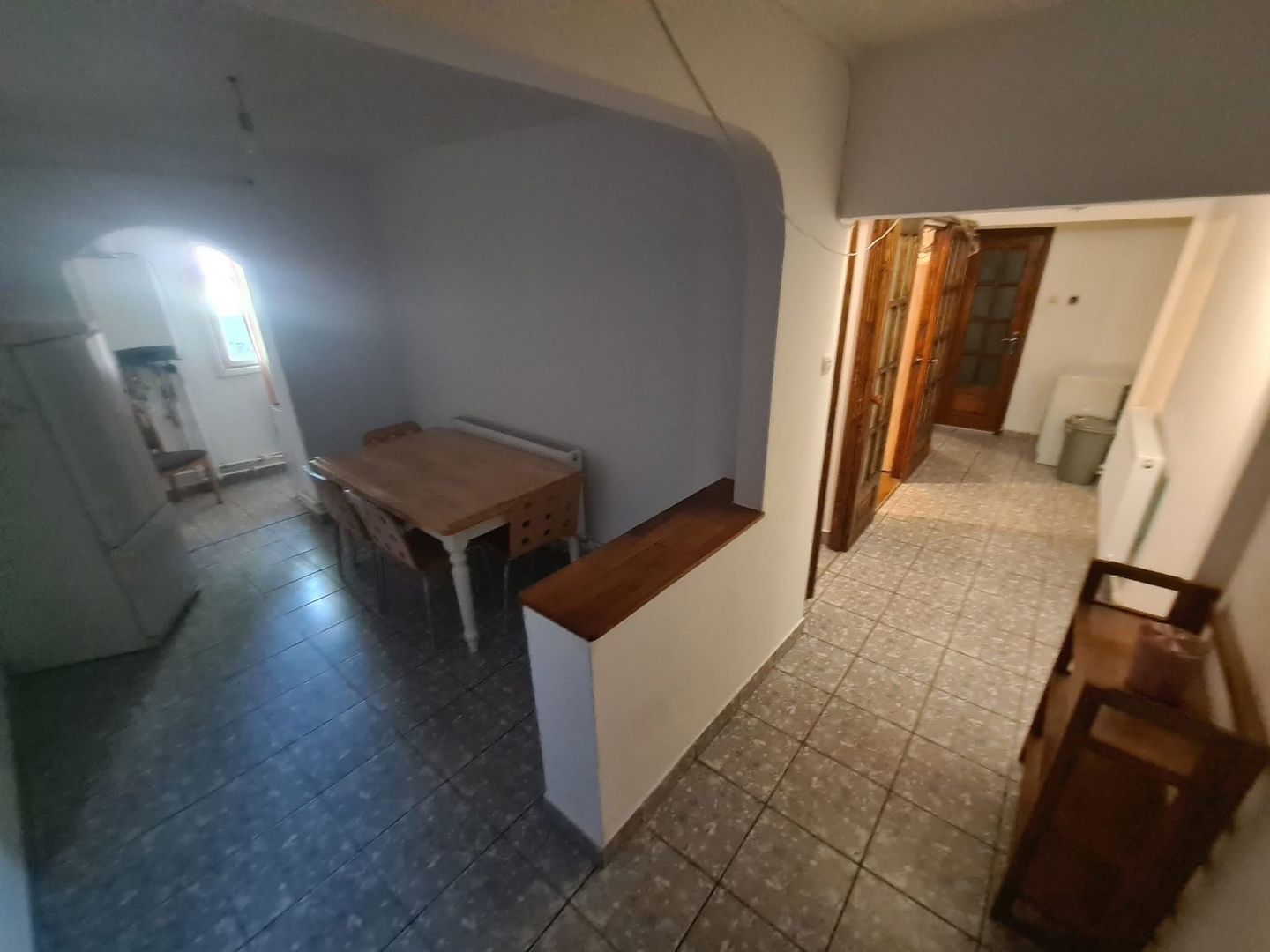🏠 Vând apartament 2 camere (transformat în 3) - Poză 2