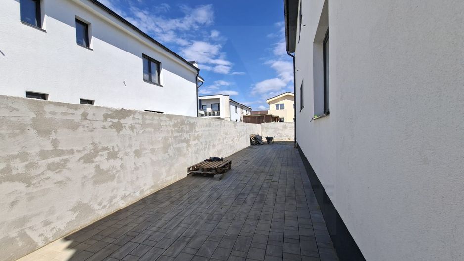 Casa moderna 3 camere P+1 curte privata libera 170 mp in Arhitectilor - Poză 2
