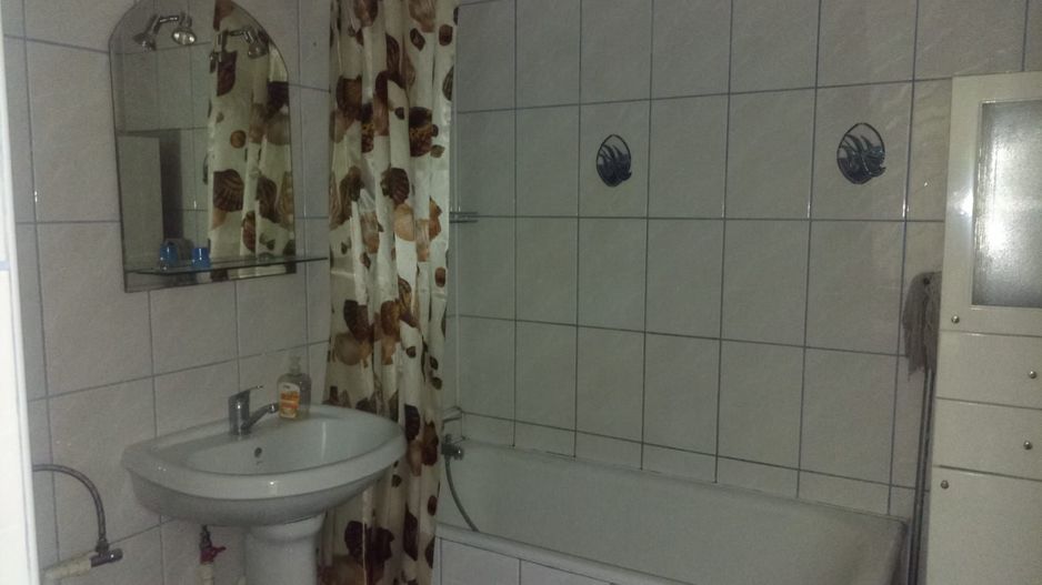 AP. 2 CAMERE-  APARATORII PATRIEI, BUCATARIE INCHISA, METROU 3 MIN - Poză 5