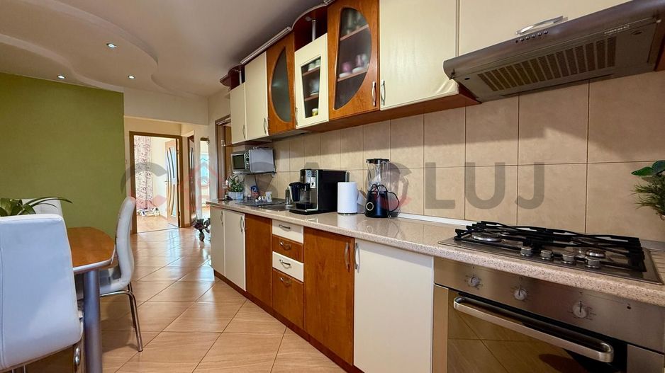 3 camere decomandate, la cheie, etaj intermediar, Lidl Mărăști!! - Poză 7