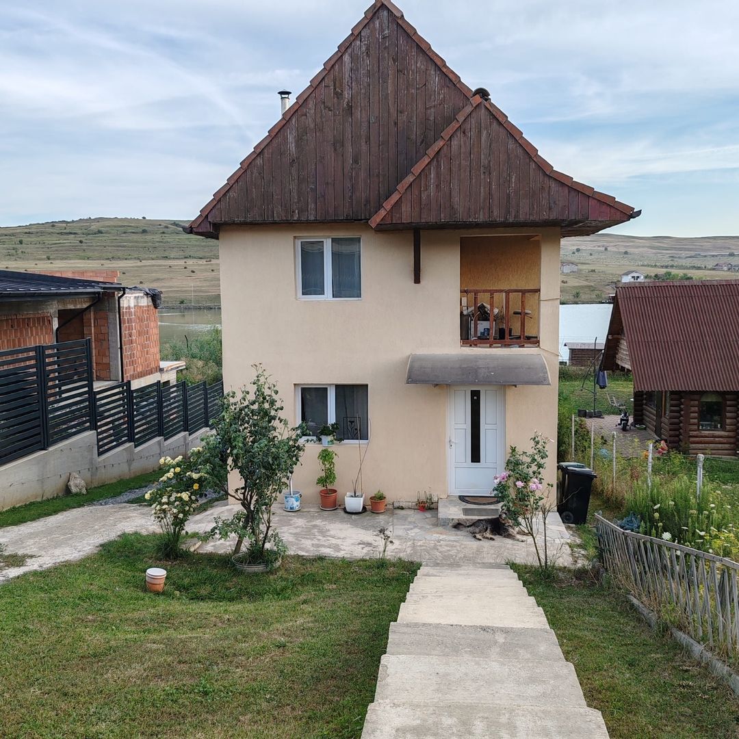 De vanzare! Casa in Campenesti, langa lac - Poză 19