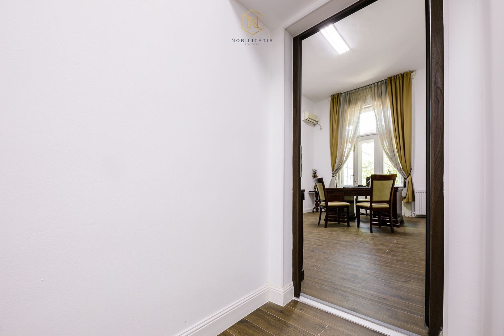 OFERTA VANDUTA - Apartament Ultracentral Palatul Ciobanu | Com 0% - Poză 13