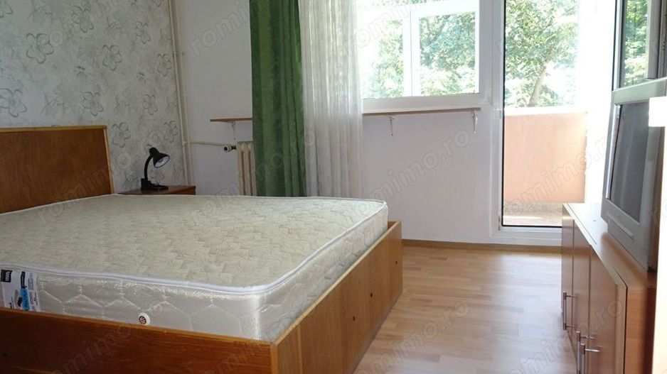 Apartament 3 camere, 1 Decembrie 1918, etaj 3, decomandat, mobilat complet - Poză 2