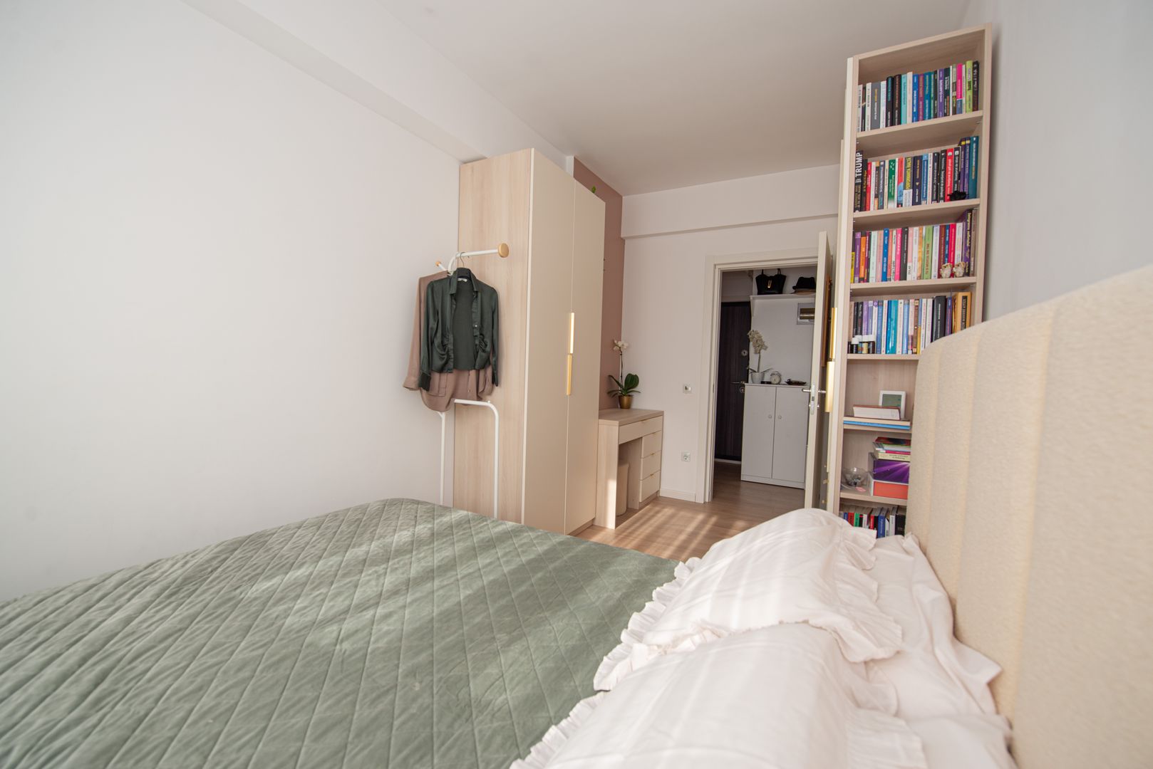 Apartament 3 camere  Prelungirea Ghencea - Poză 10