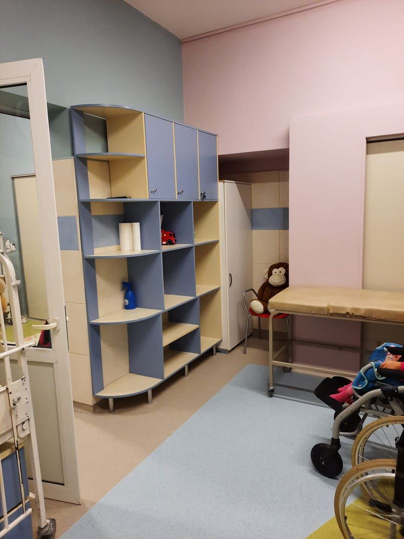 Proprietate versatilă, ideală pentru activități sociale, medicale sau - Poză 10