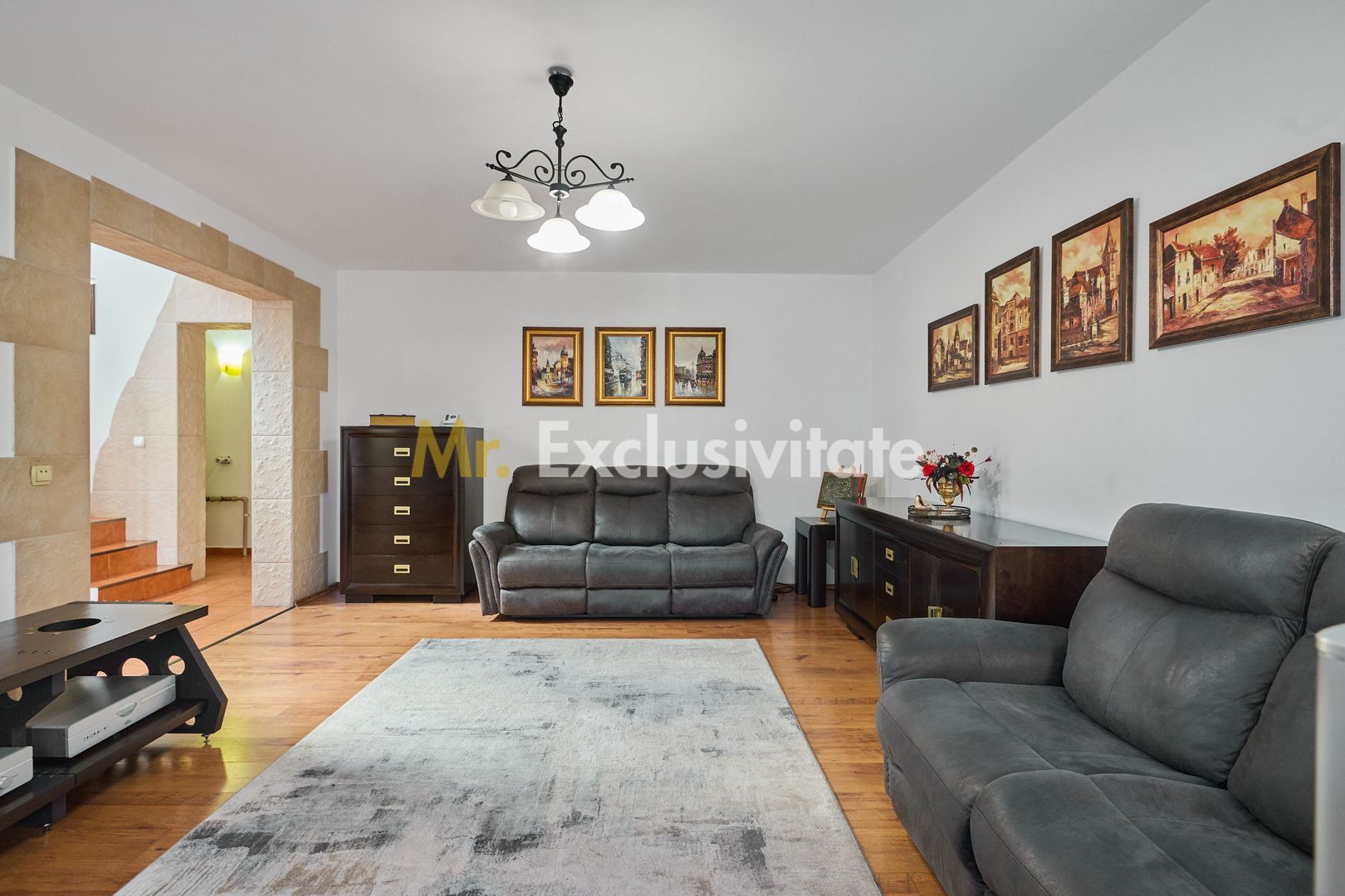 Casa + 305 mp terem curte proprie in zona rezidentiala Gavana - Poză 4