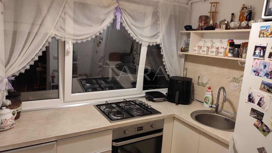 Apartament cu 3 camere de vânzare – zona Florilor, Florești. - Poză 3