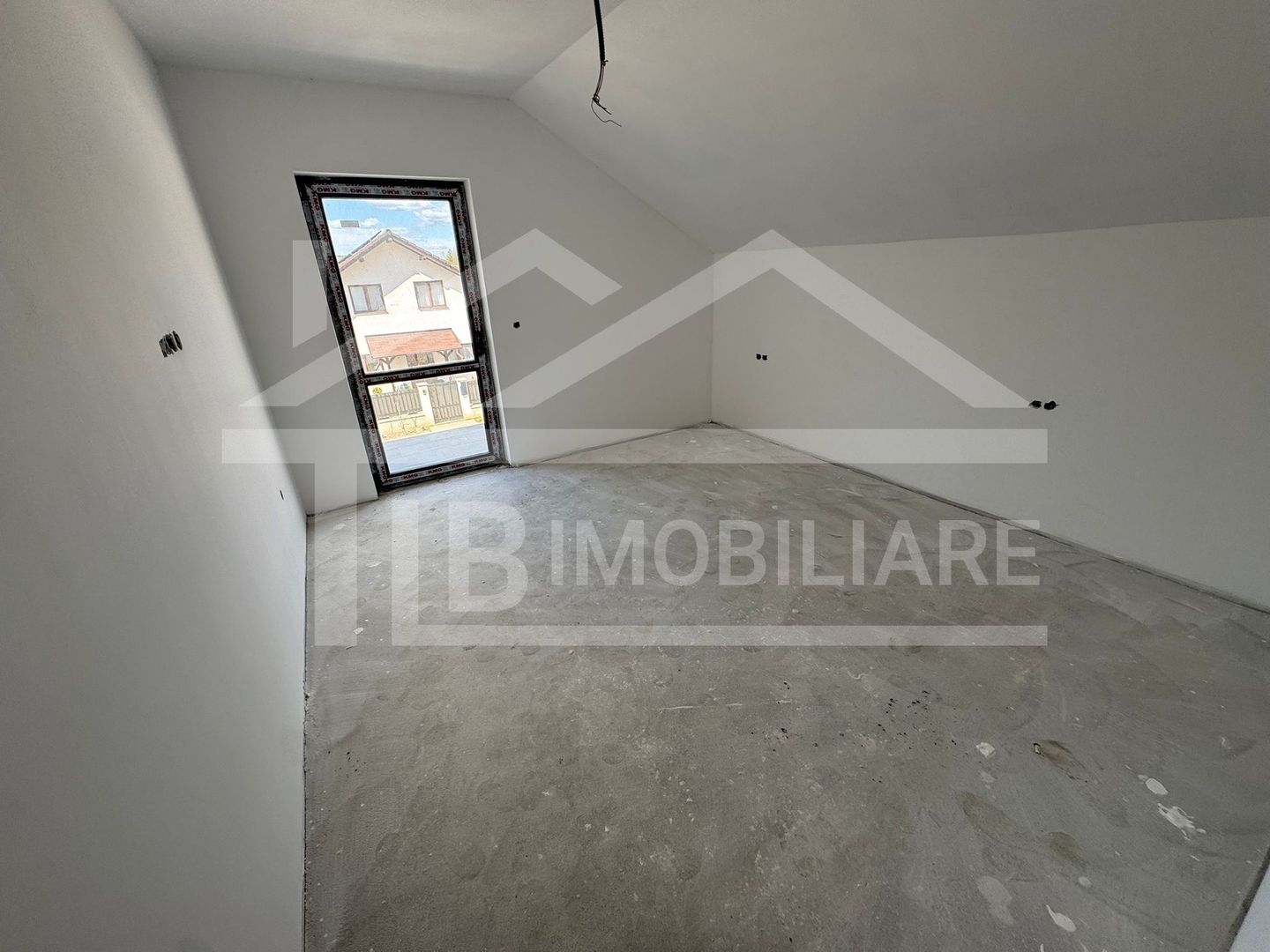Casa cu 5 camere, 128mp, Zona Corunca - Poză 8