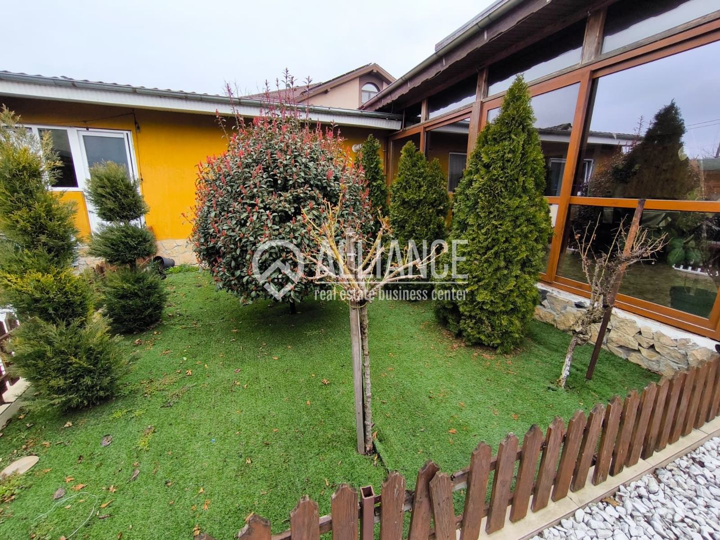 MEDEEA Vila P+1 mobilata complet si curte generoasa! - Poză 26