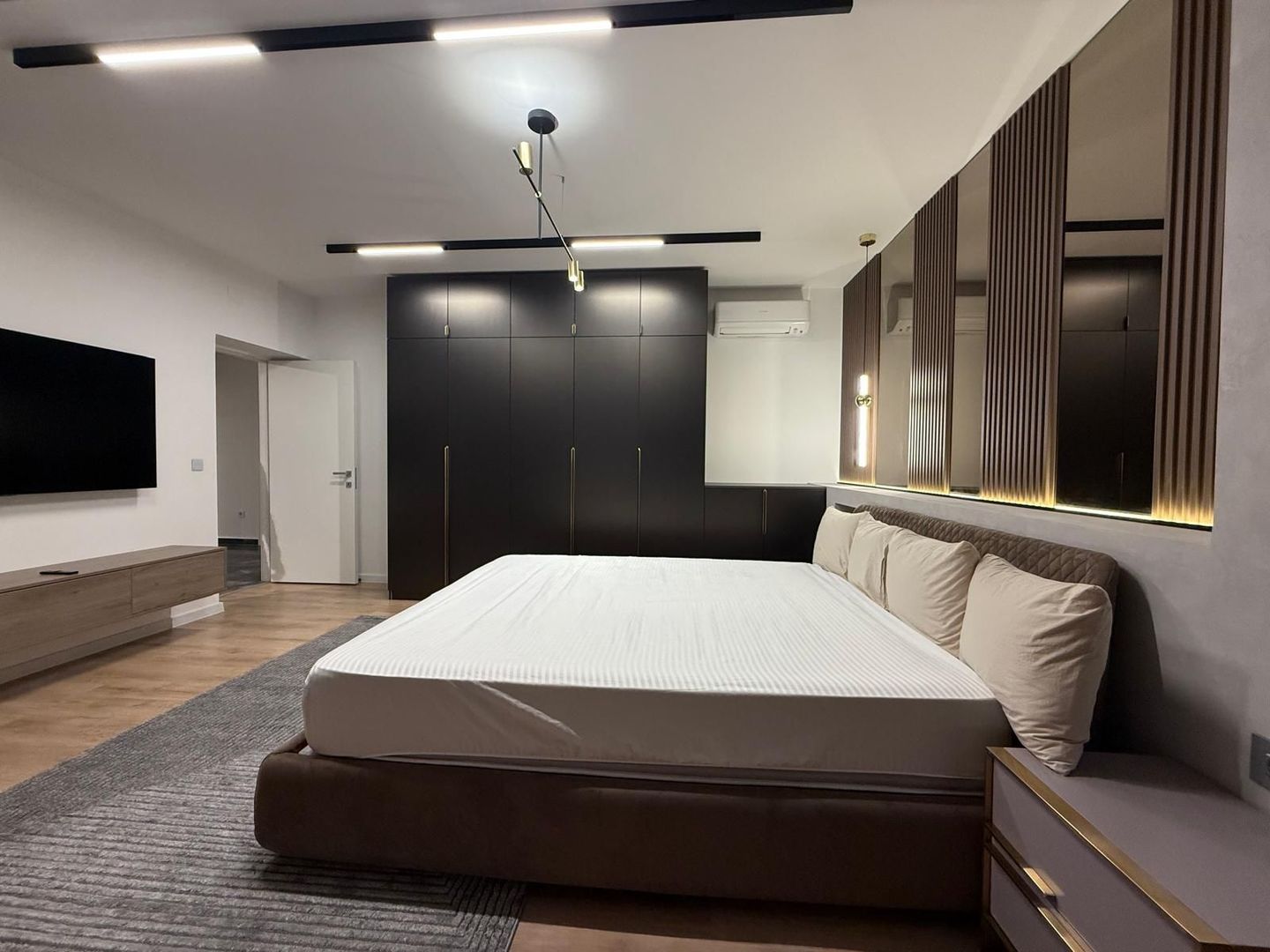 HIGH-CLASS 4 rooms apartment for rent | PIPERA OMV - Poză 7