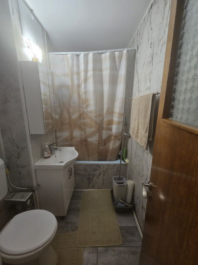 Apartament 4 camere, etaj 1 – Exercițiu, lângă Poștă - Poză 7