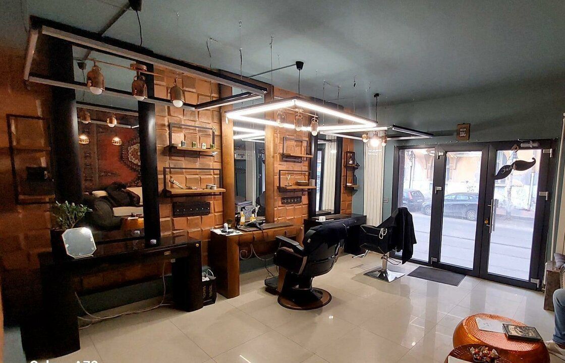 Particular vila + spatiu comercial 290 mp Unirii investitie cu preluare chiriasi - Poză 1