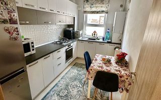 Apartament 2 camere decomandat-55mp, etaj 4/4 cu lift,loc de parcare - Poză 3