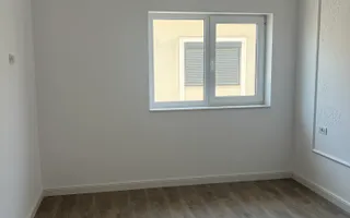 Jumătate de duplex premium, 120 mp utili, teren 256 mp, garaj și 3 dor - Poză 11