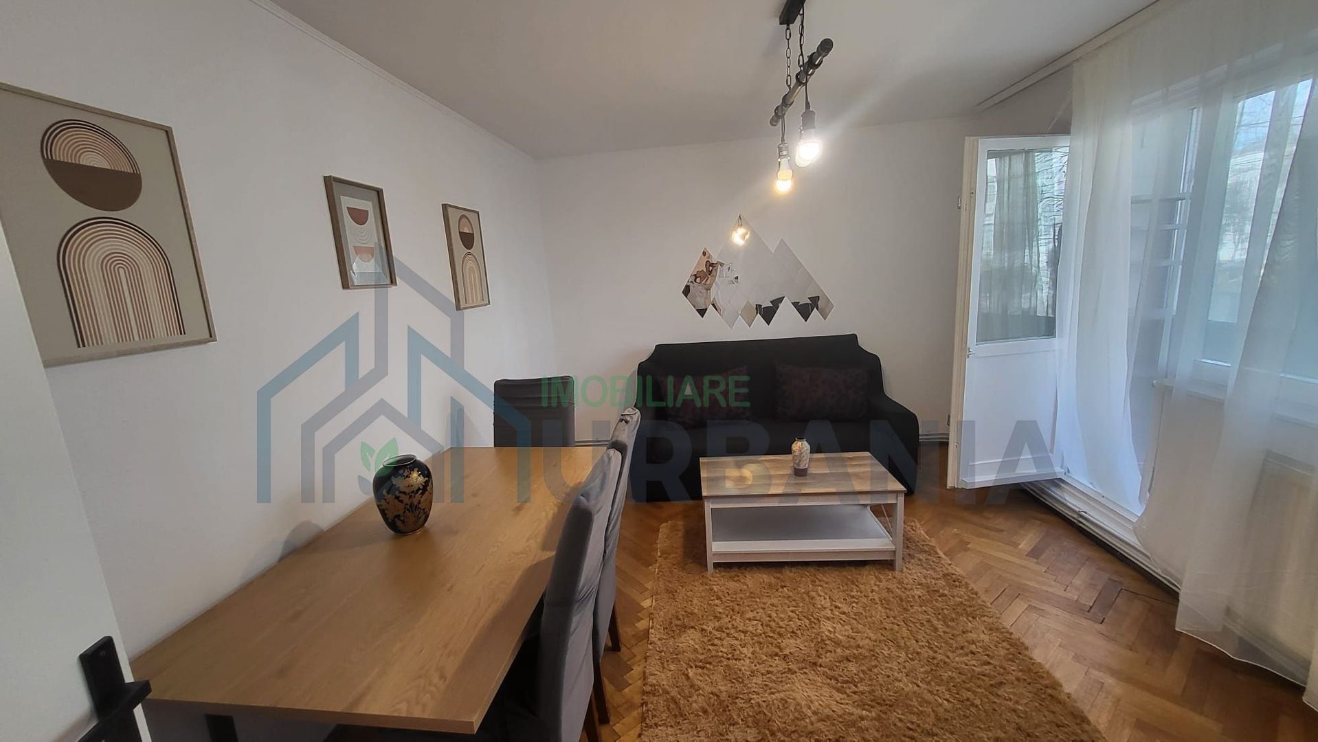 Apartament 4 camere decomandat, Podu Roș, la 14 minute de Palas - Poză 1