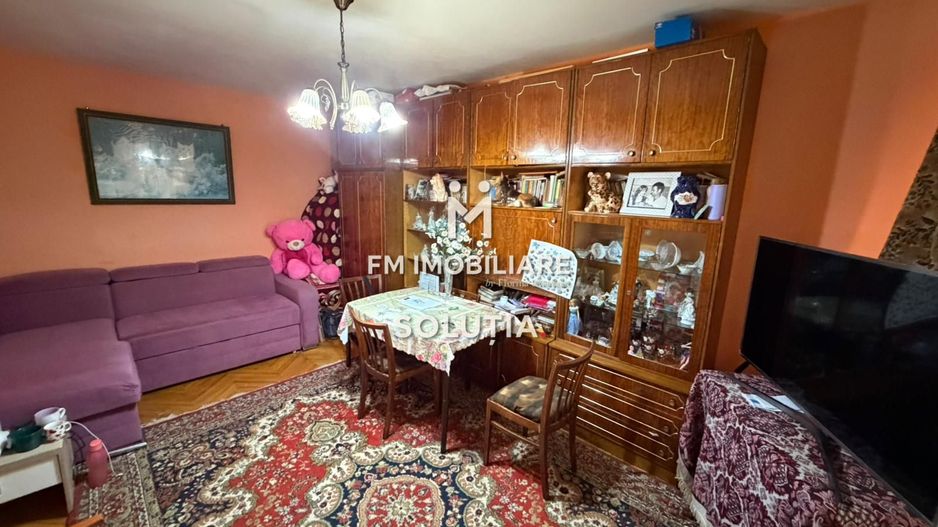 Apartament de vanzare decomandat -3 camere - Poză 11