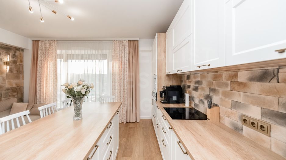 Vânzare, apartament, 2 dormitoare + living- 82 mp, Buiucani - Poză 5