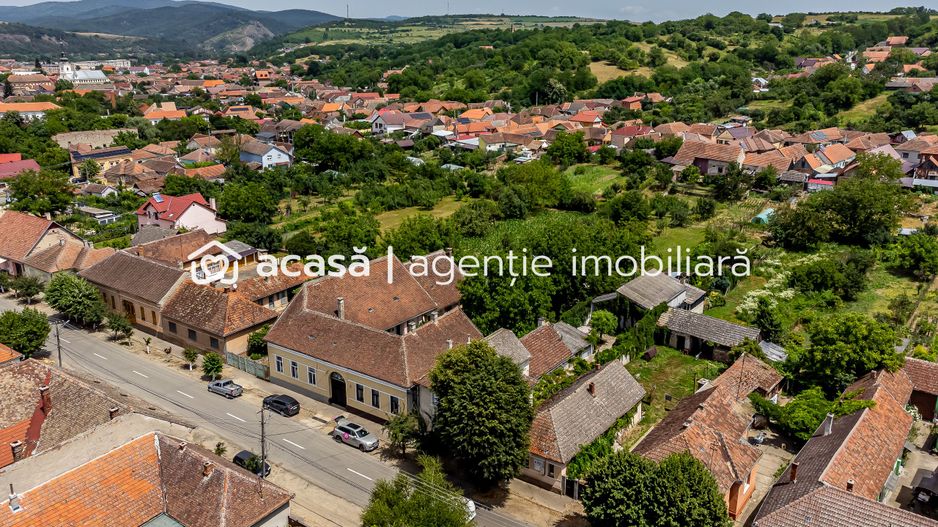 Proprietate Rezervata Casă boierească cu teren generos in Lipova - Poză 7