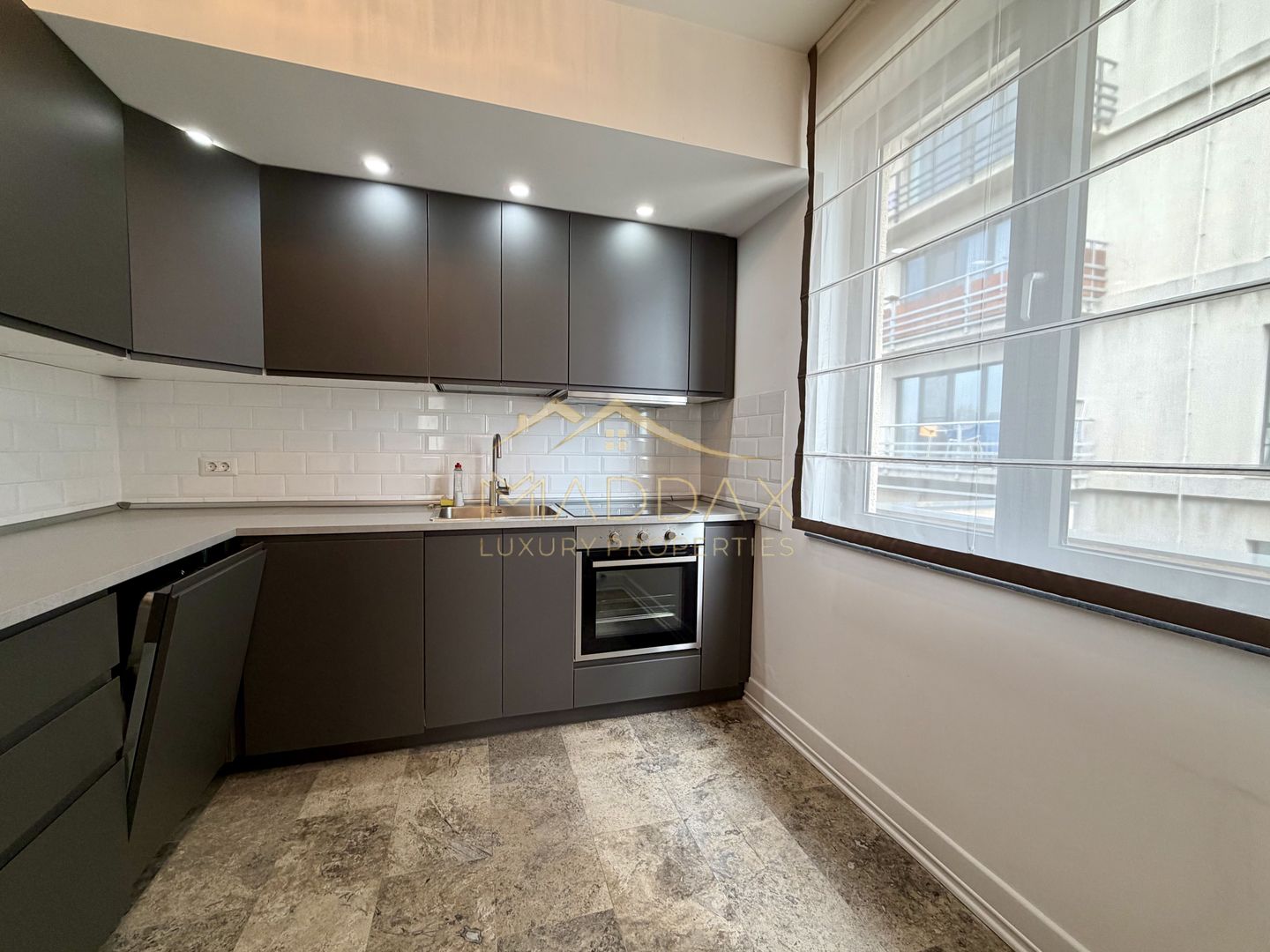 Duplex 4 camere // 179 mp utili + terasa 49 mp / 1 Parcare // Floreasca - Poză 9