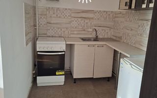 Garsonieră Tătărași foarte aproape de Piața Chirilă - Poză 2