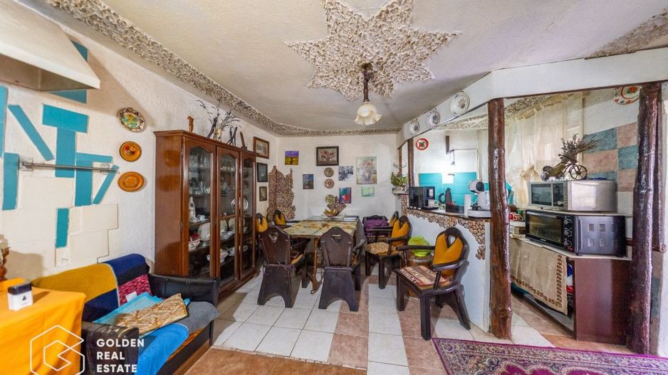 Casa în Curtici cu două corpuri de cladire, teren de 1080mp, comision 0 % - Poză 8