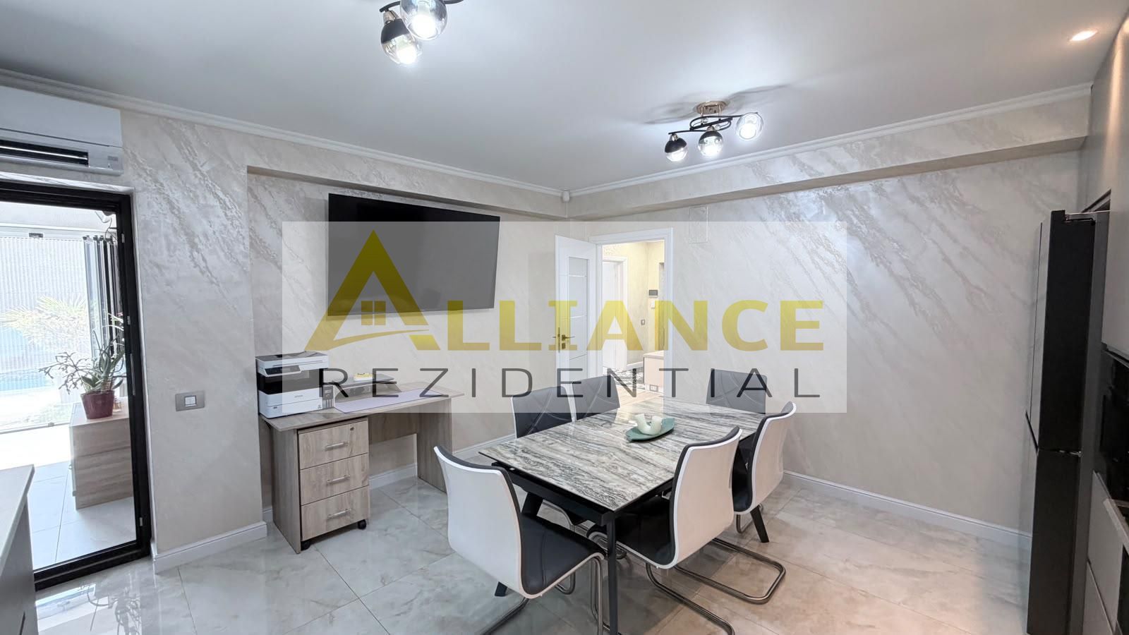 Casa Individuala - 5 camere - 3 bai - 650mp teren - Poză 8