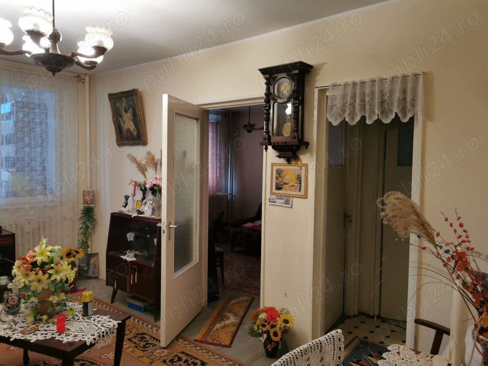 3 camere, etaj 1, Micro16 - Poză 1