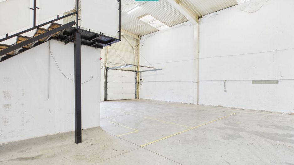 Hală cu suprafața de 167 mp în Arad - Poză 4