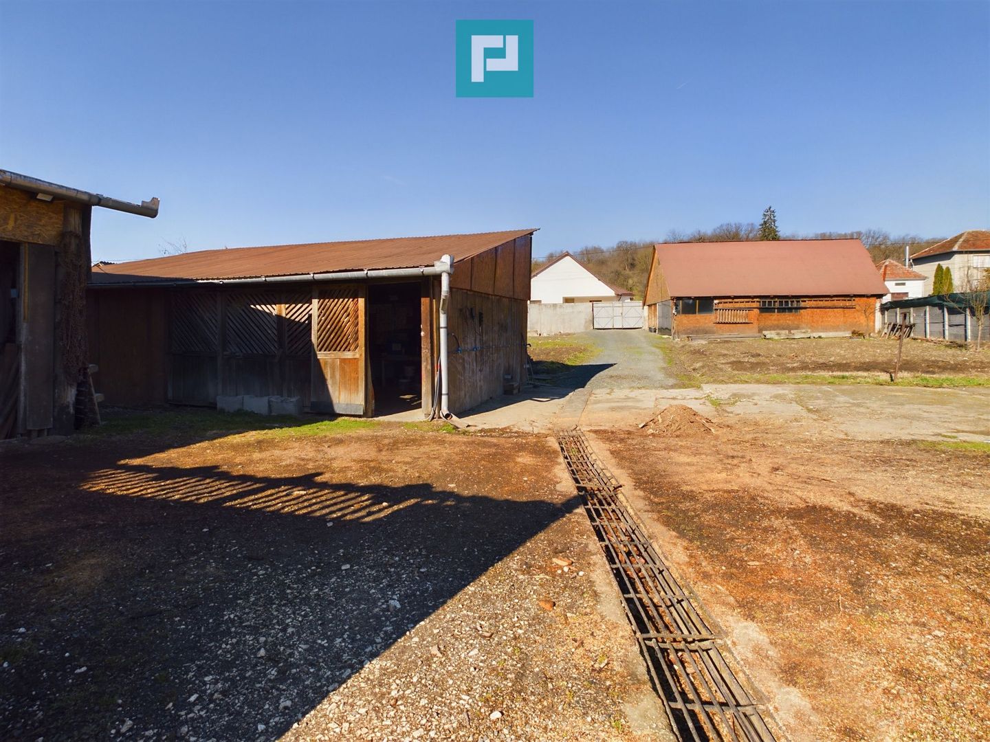 Conac cu poveste, Săvârșin - Poză 7