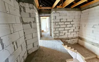 Casa la rosu, 4 camere, 301 mp teren, P+1, zona Alba-Micesti - Poză 13